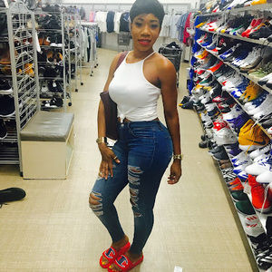 Meet your Posher, Latoya